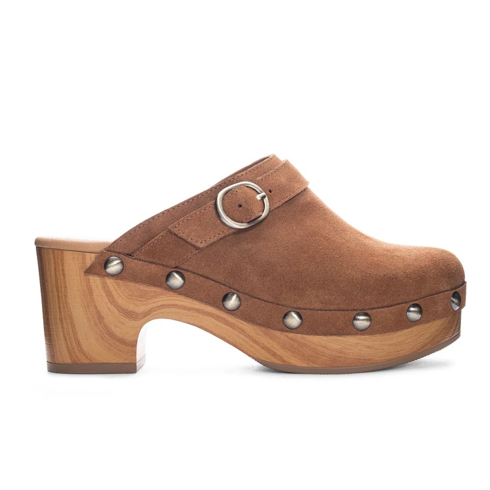 Chinese Laundry Cindy clog tan casual classic fall style spring comfy vacation